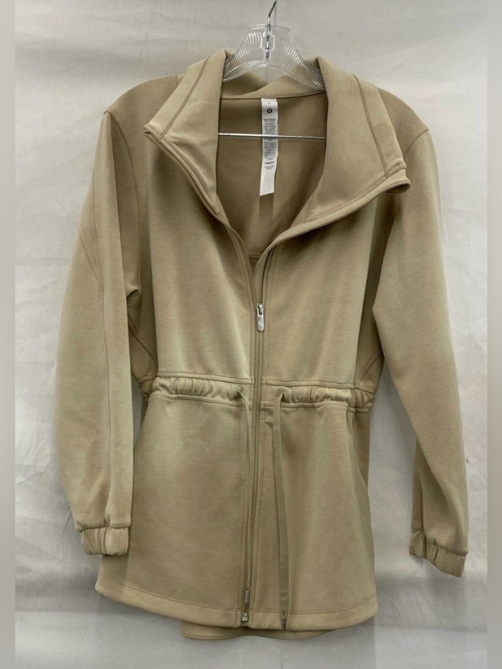 Lululemon Softstreme Cinch-Waist Full-Zip Jacket🎀✨
